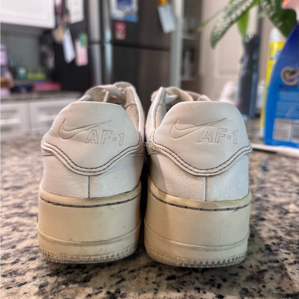 Nike Air Force 1 White Sneakers Platform - Picture 5 of 5